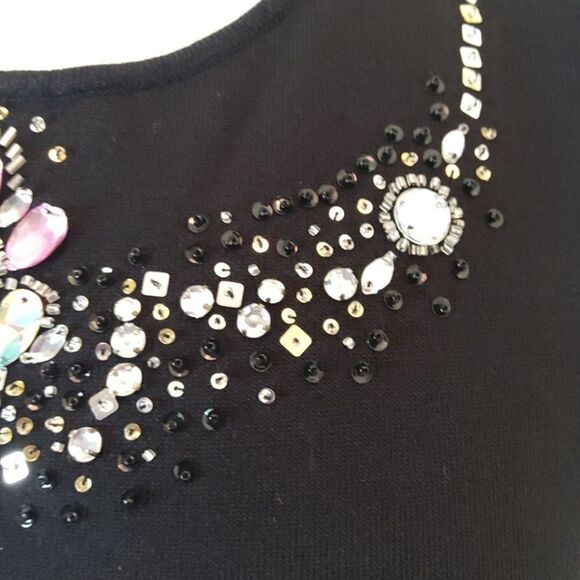 Jackie Jean black sleeveless blouse with beading - Picture 8 of 11